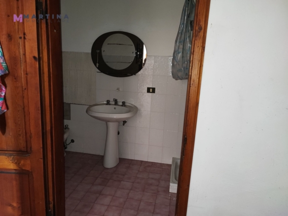 Appartamento da ristrutturare con Garage