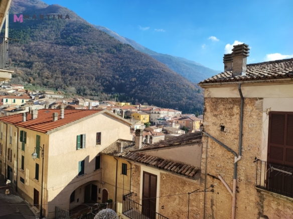 Appartamento da ristrutturare con Garage
