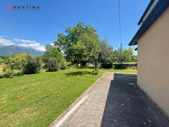 Renovated detached house
