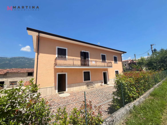Renovated detached house