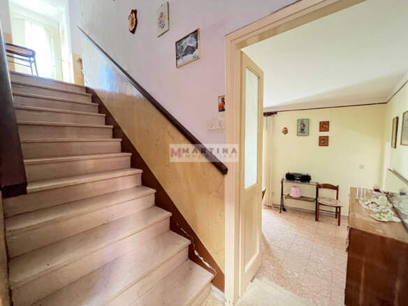 Double apartment with cellar and terrace