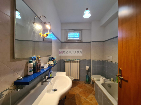Appartamento panoramico con terreno