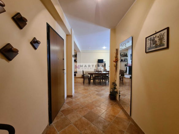 Appartamento panoramico con terreno