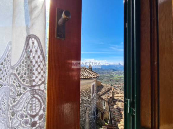 Panoramic apartment in the historic center