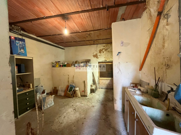 Abitazione centrale con terrazzo e cantina