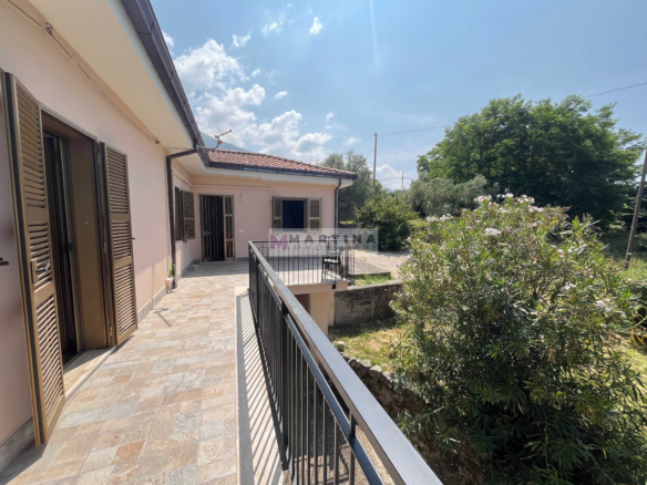 Casa semi indipendente