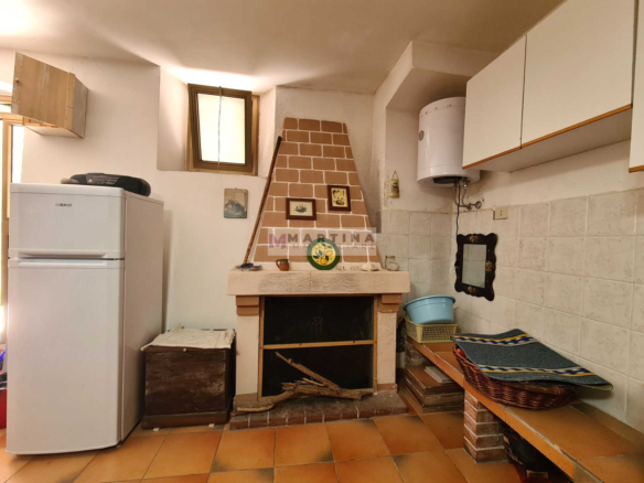 Two-room apartment with courtyard