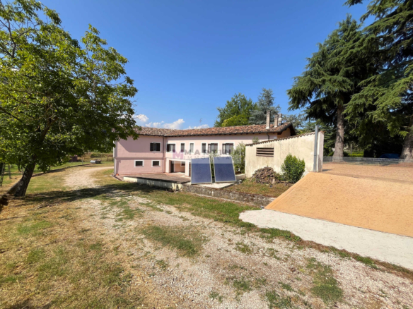 Prestigious villa