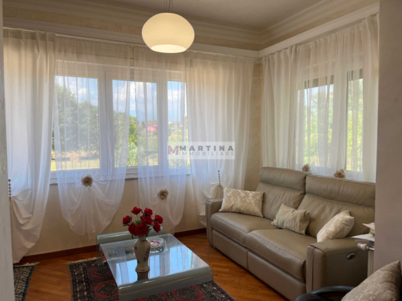 Prestigious villa