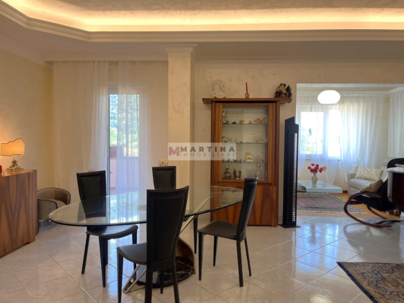 Prestigious villa