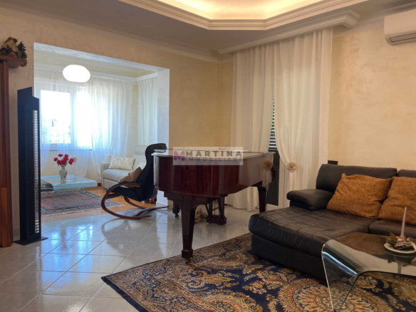 Prestigious villa