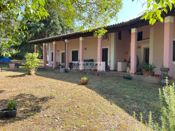 Prestigious villa