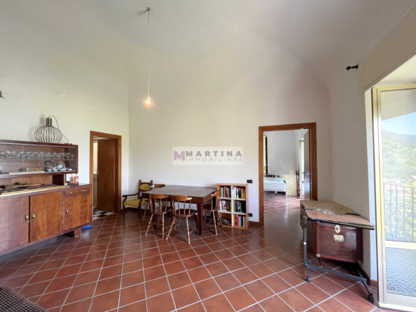 Doppio appartamento con terrazzo e giardino privato