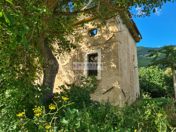 Casale da ristrutturare