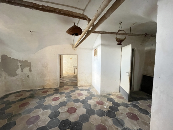 Residenza storica con cantine