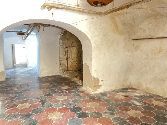 Residenza storica con cantine