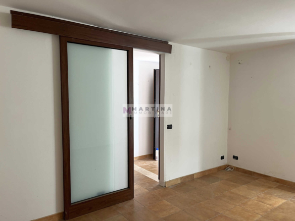 Quadrilocale con cantine