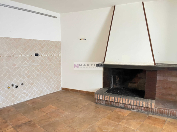 Quadrilocale con cantine