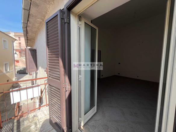 Quadrilocale con cantine