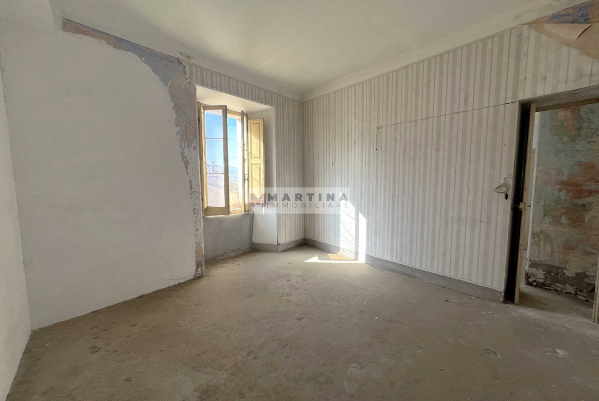 Appartamento centrale con cantine