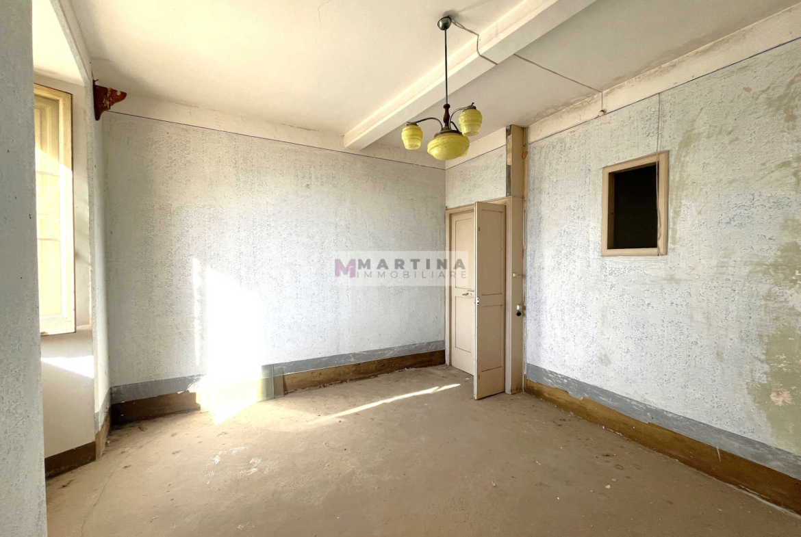 Appartamento centrale con cantine