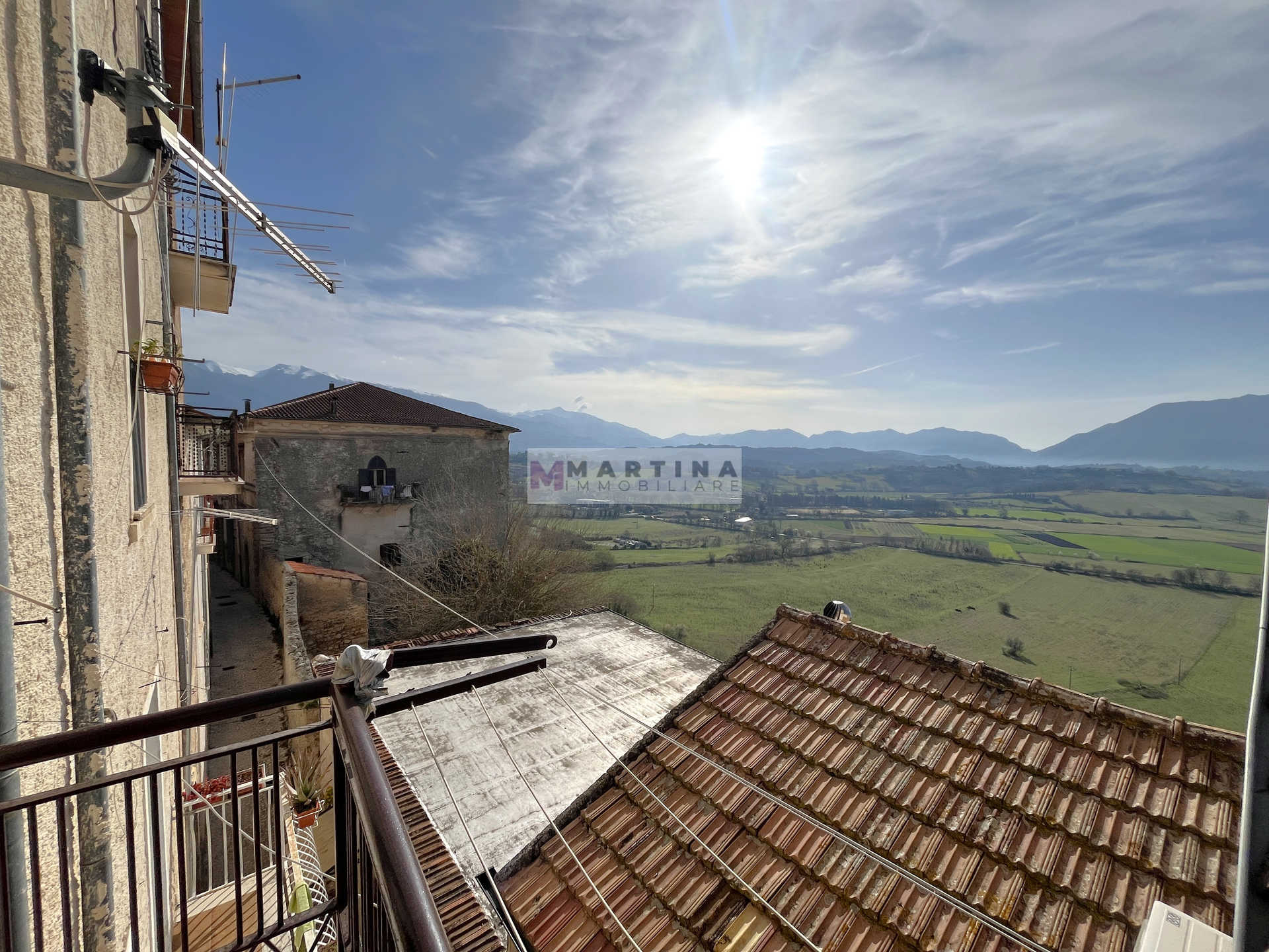 Appartamento centrale con taverna