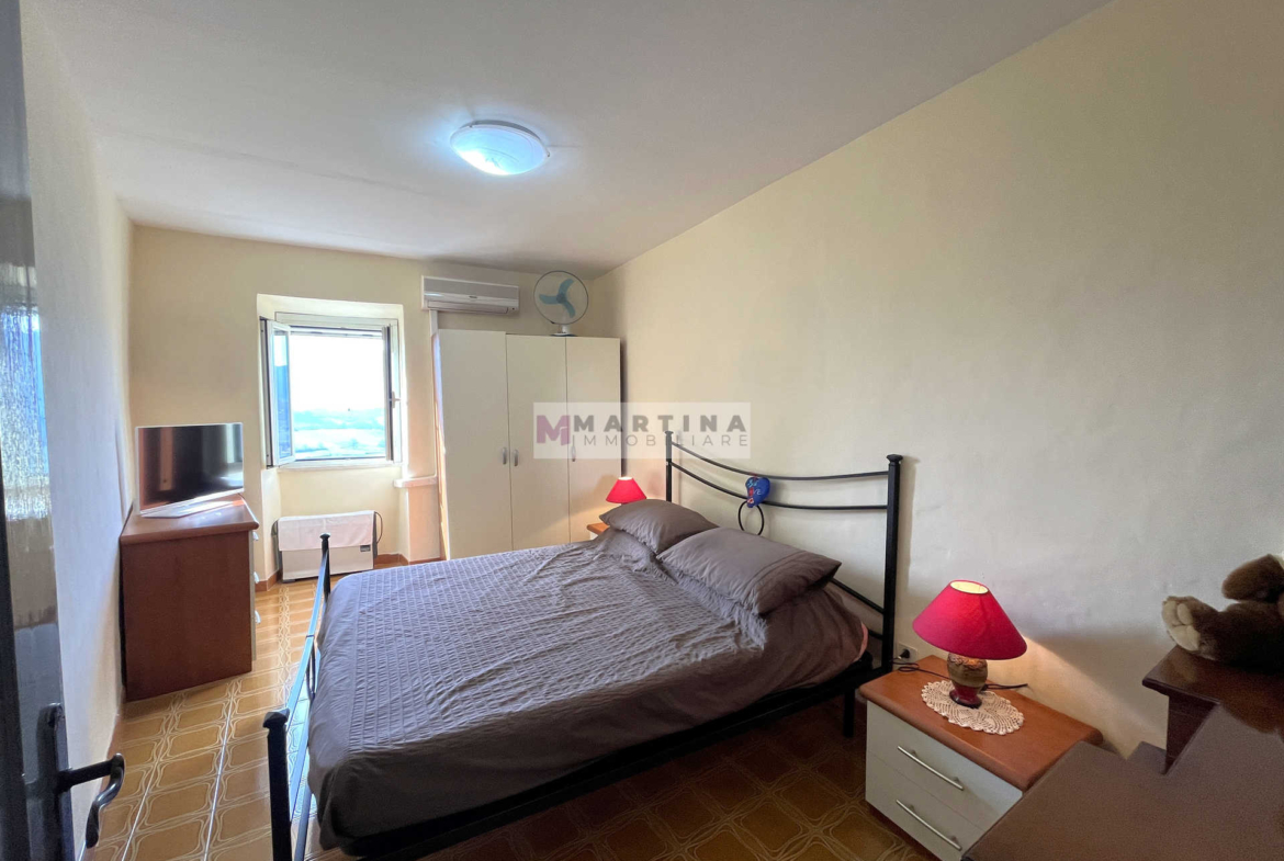 Appartamento centrale con taverna