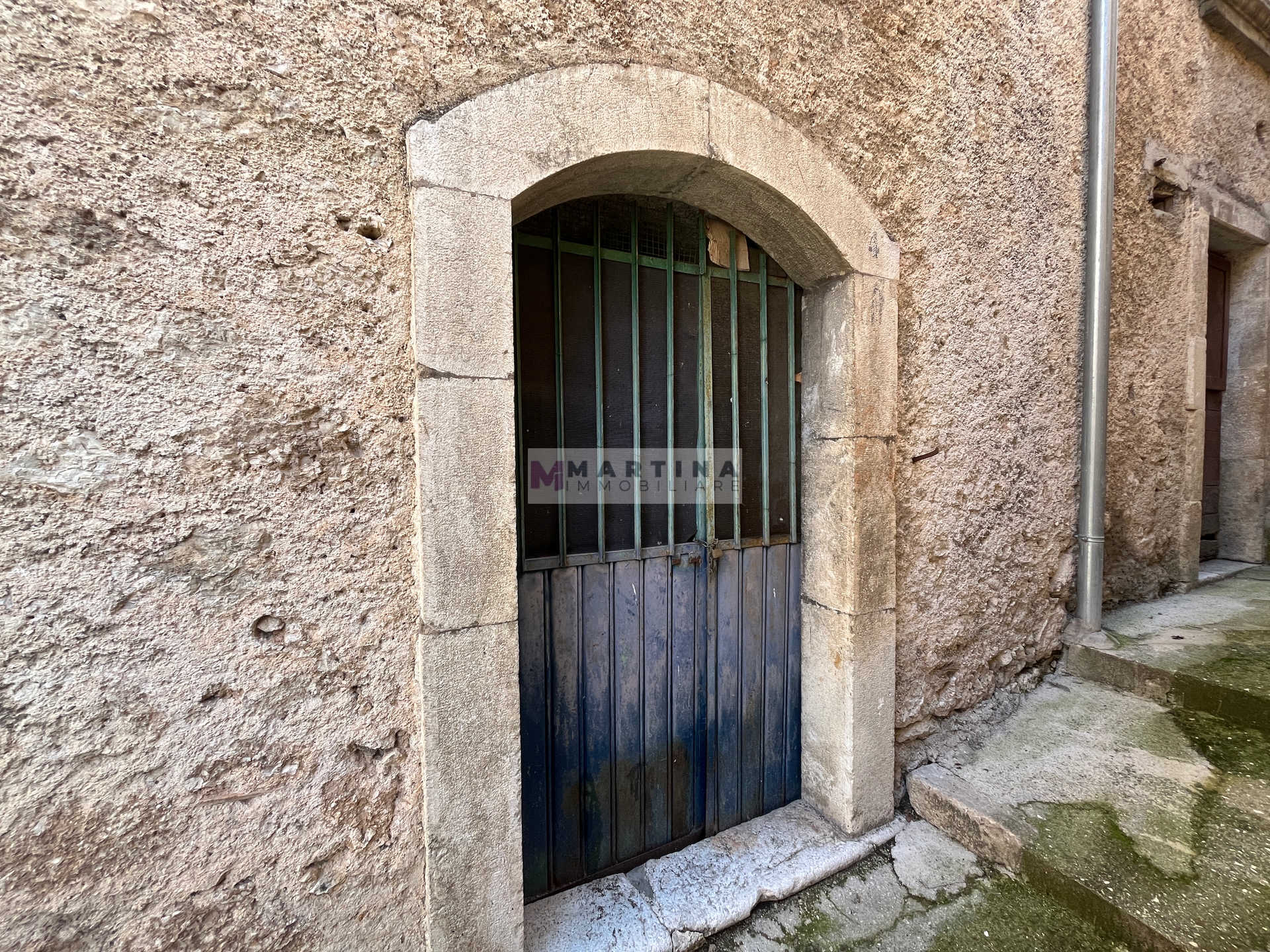 Appartamento centrale con cantine