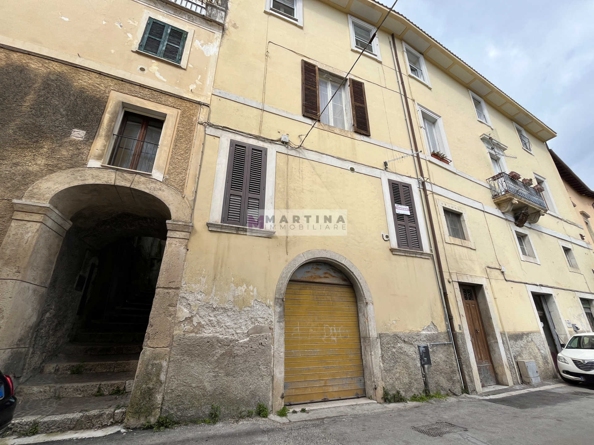 Central apartment, Alvito-6 Renovated apartment in the former Palazzo Comitale
