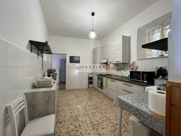 Appartamento luminoso con cantine