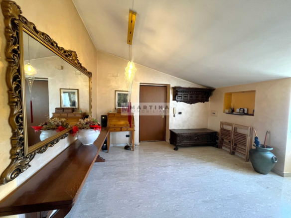 Exclusive penthouse with panoramic view