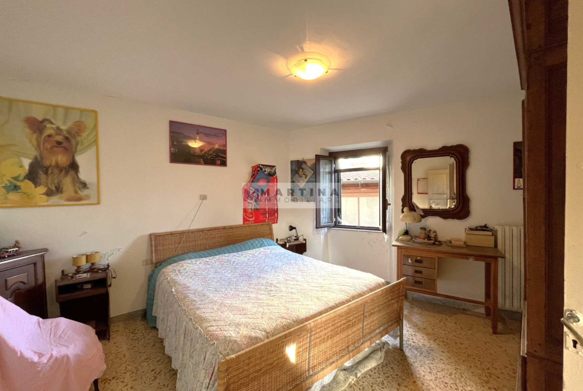 Ampio appartamento con cortile