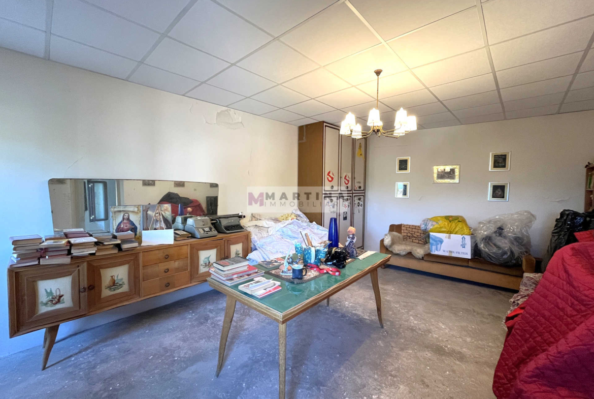 Ampio appartamento con cortile
