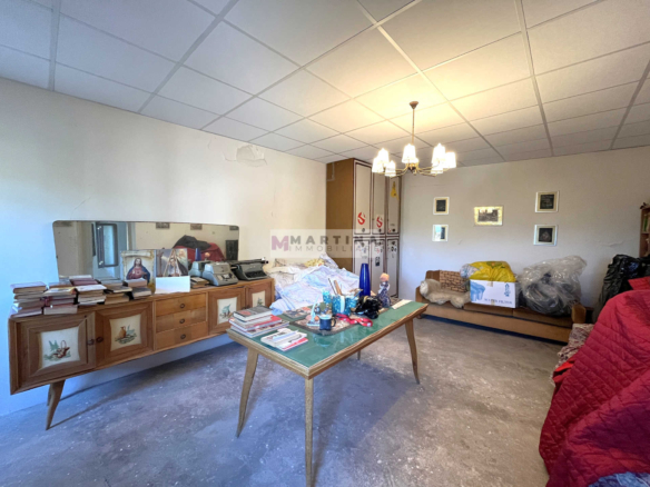 Ampio appartamento con cortile