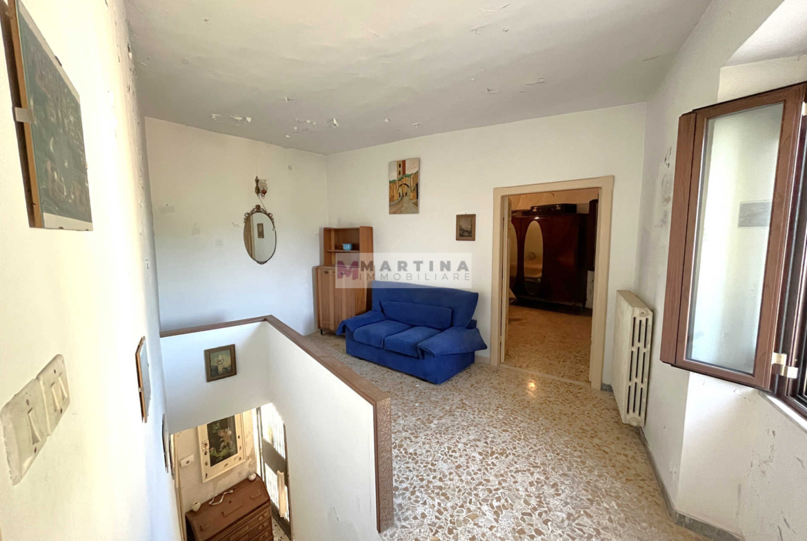 Ampio appartamento con cortile