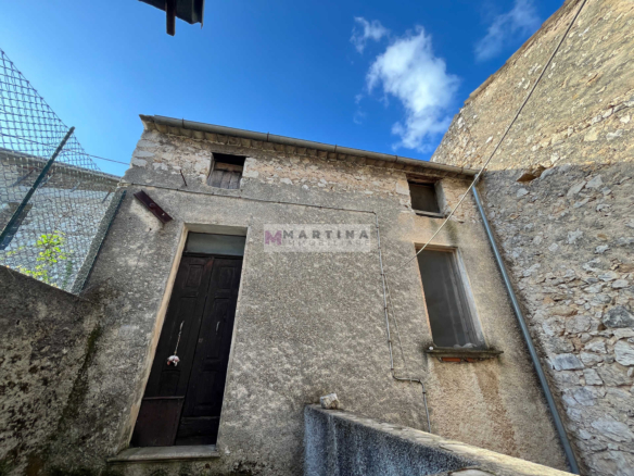 Ampio appartamento con cortile