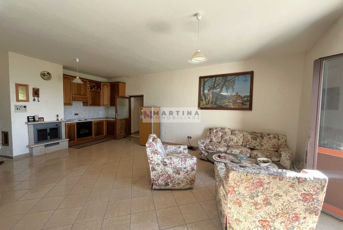 Appartamento centrale con cantine