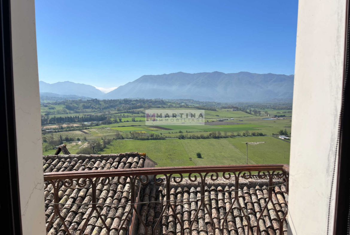 Appartamento centrale con cantine
