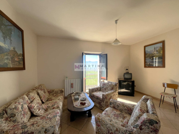 Appartamento centrale con cantine