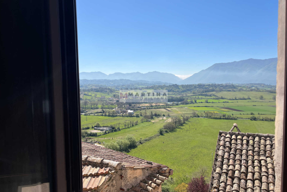 Appartamento centrale con cantine