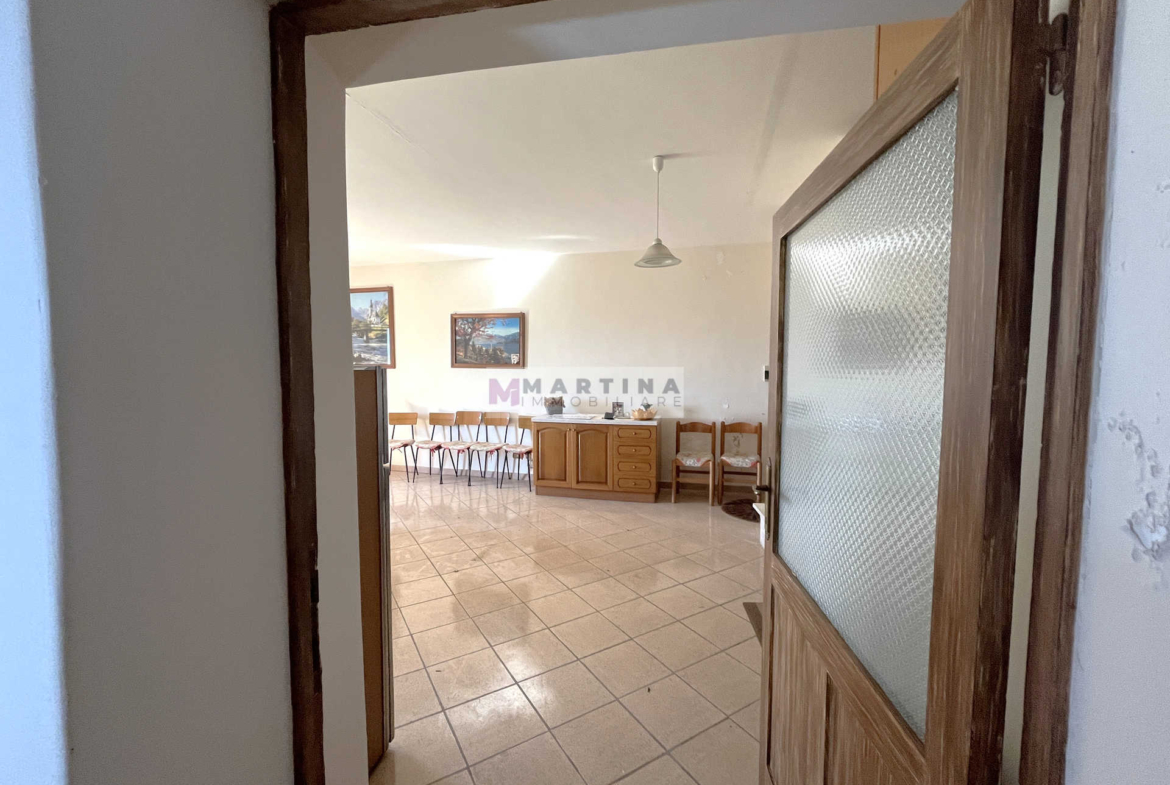 Appartamento centrale con cantine