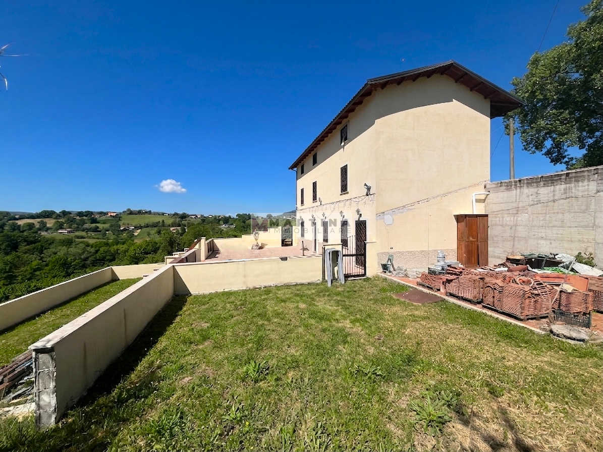 Casa indipendente Alvito24 Incantevole dimora con ampio terreno