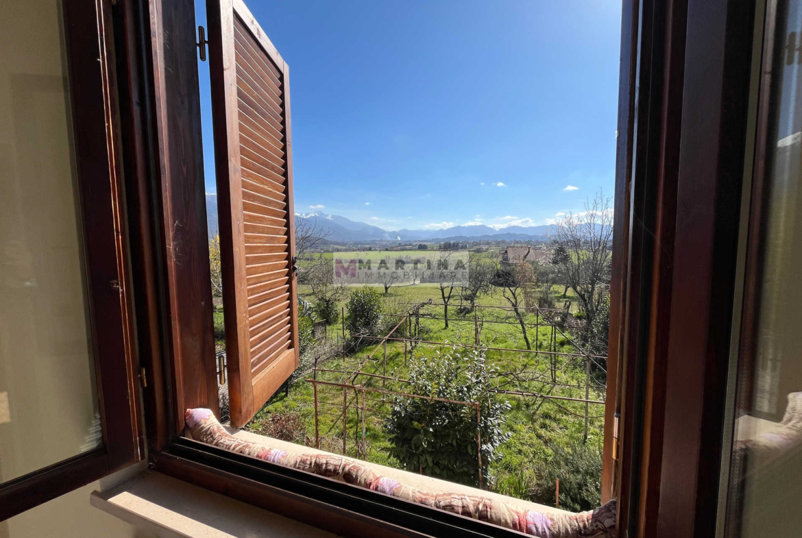 Abitazione in ottima posizione con giardino