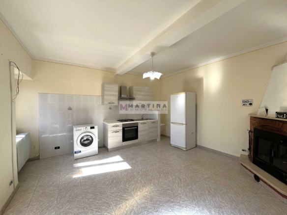 House in an excellent location with garden
