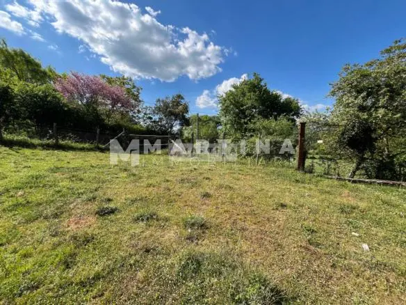 Property with reinforced concrete structure, buildings and land
