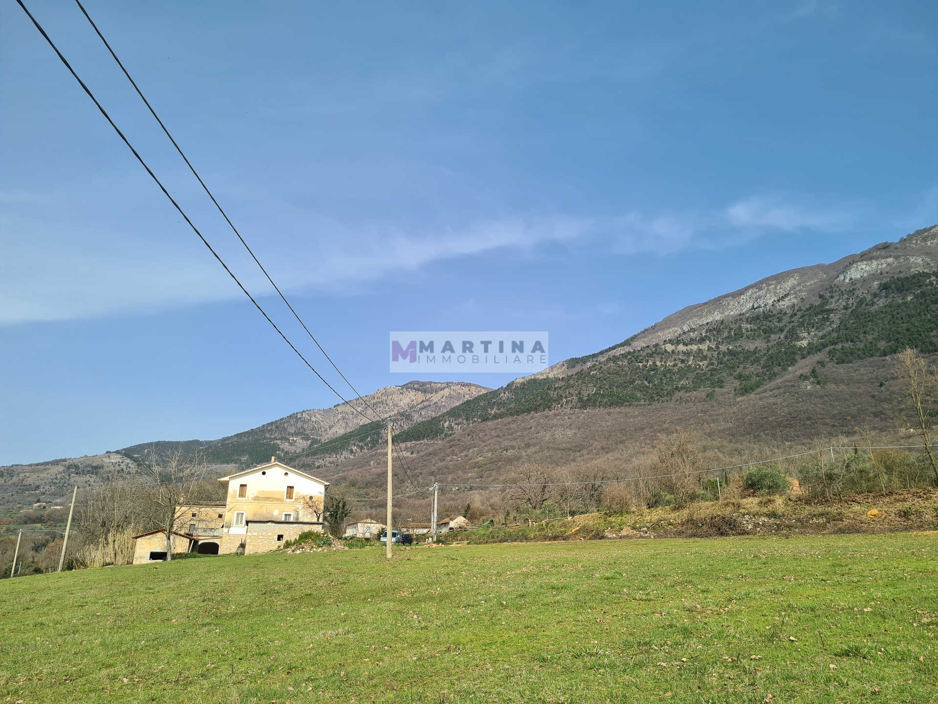 Panoramic farmhouse with large land