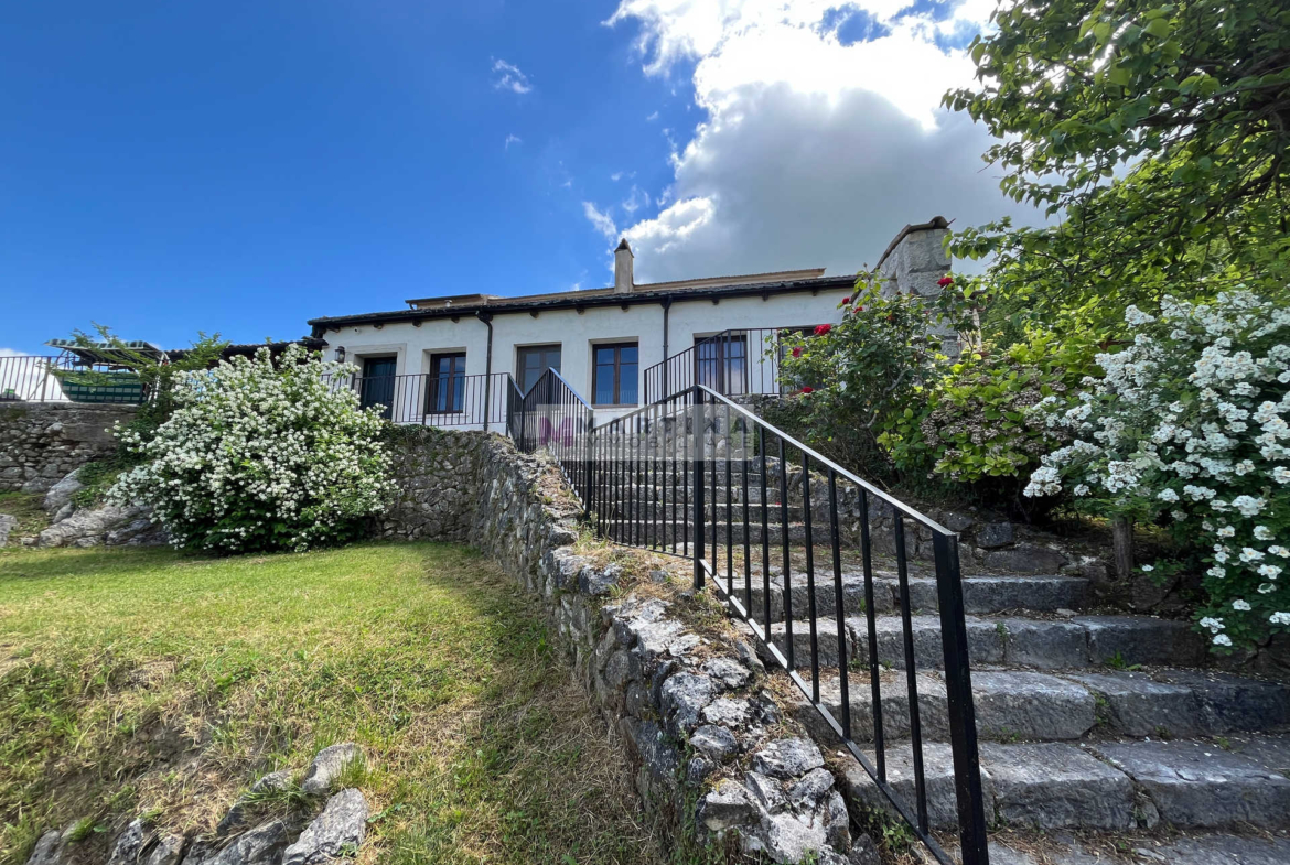 Prestigiosa dimora panoramica