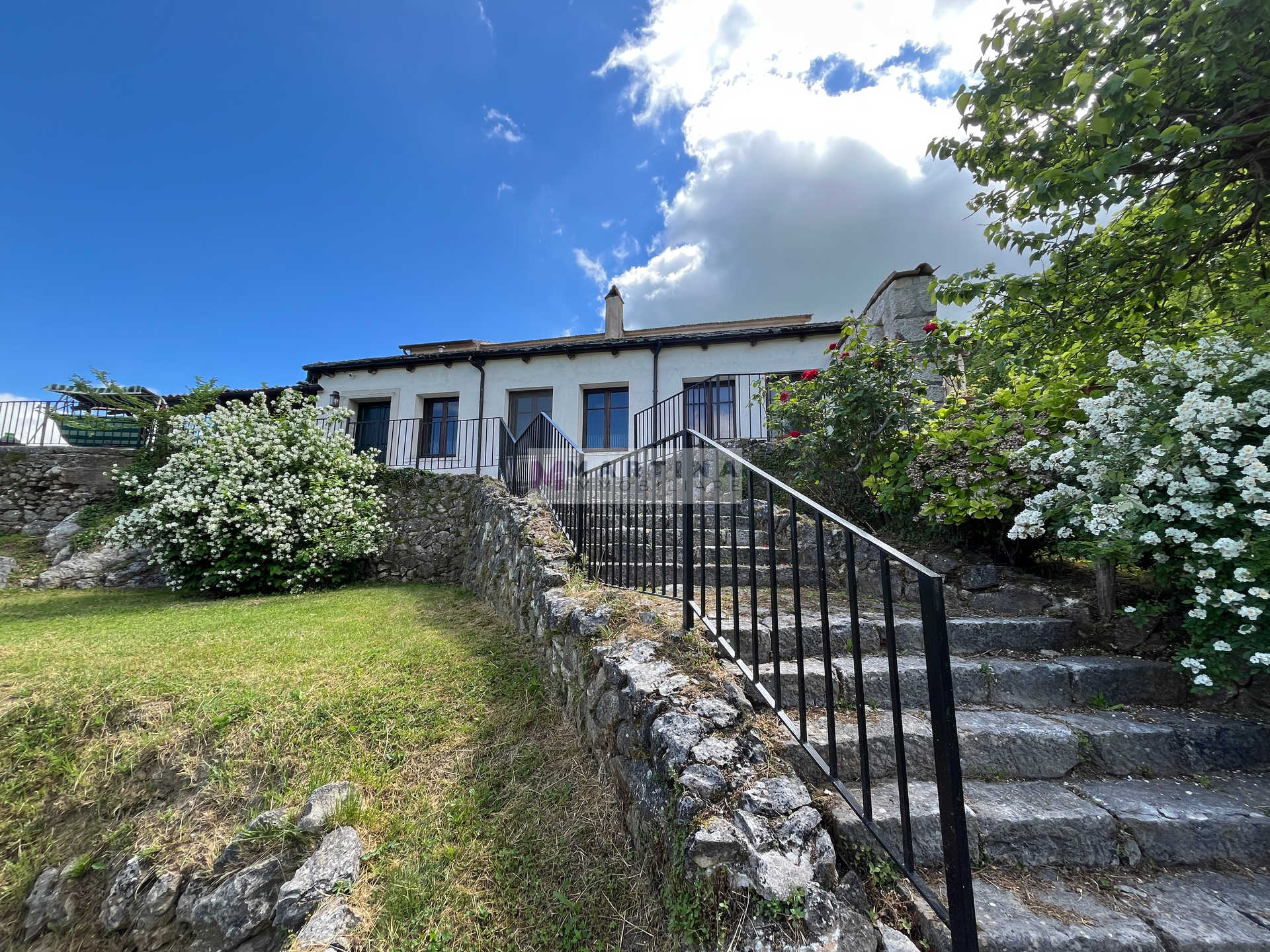 Prestigiosa dimora panoramica
