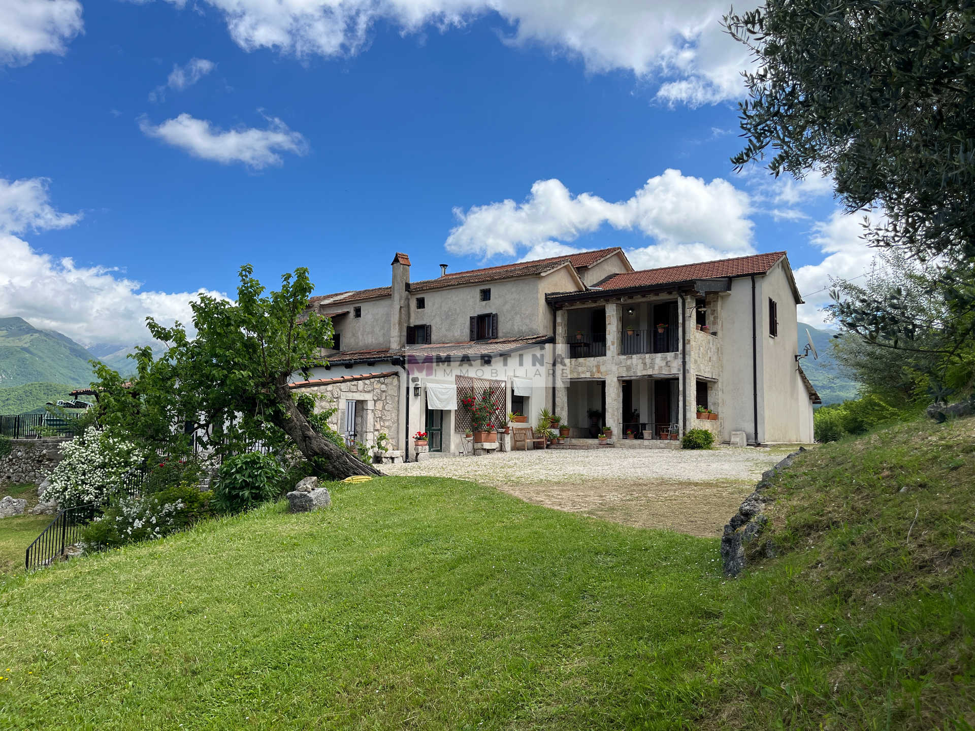 Prestigiosa dimora panoramica