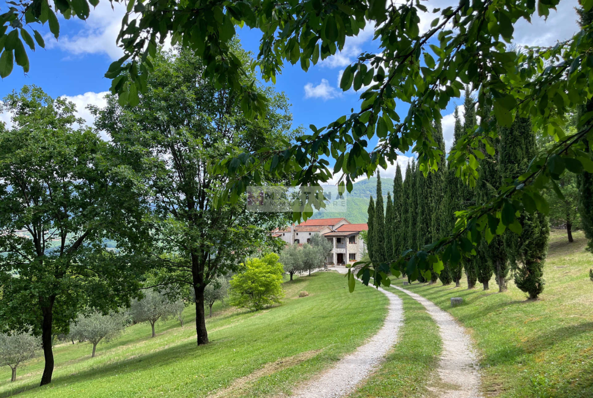 Prestigiosa dimora panoramica